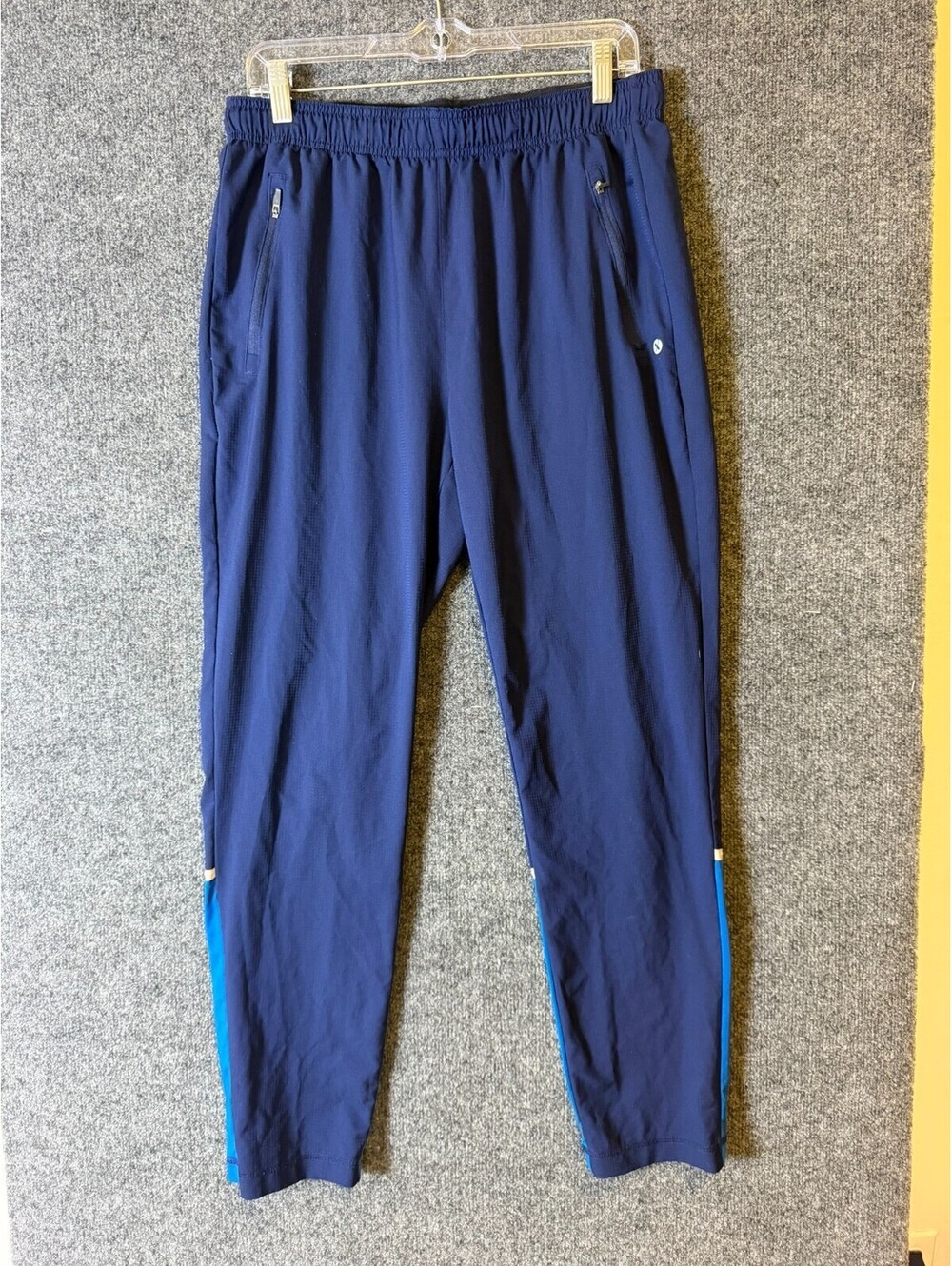Xersion Mens Athletic Track Pants Medium Blue Quick Dri Colorblock Zipper Pocket